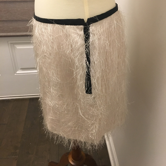 Size 10 - Rachel Roy Irredescent Mini Skirt - Picture 3 of 4